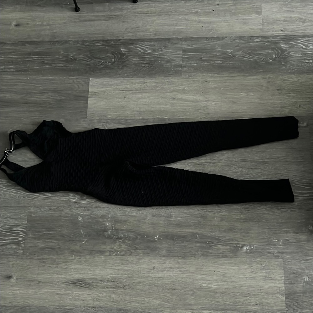 Chic Black Jumpsuit Open Back